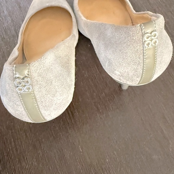 Coach Women's Gray Suede Pumps - Picture 4 of 5
